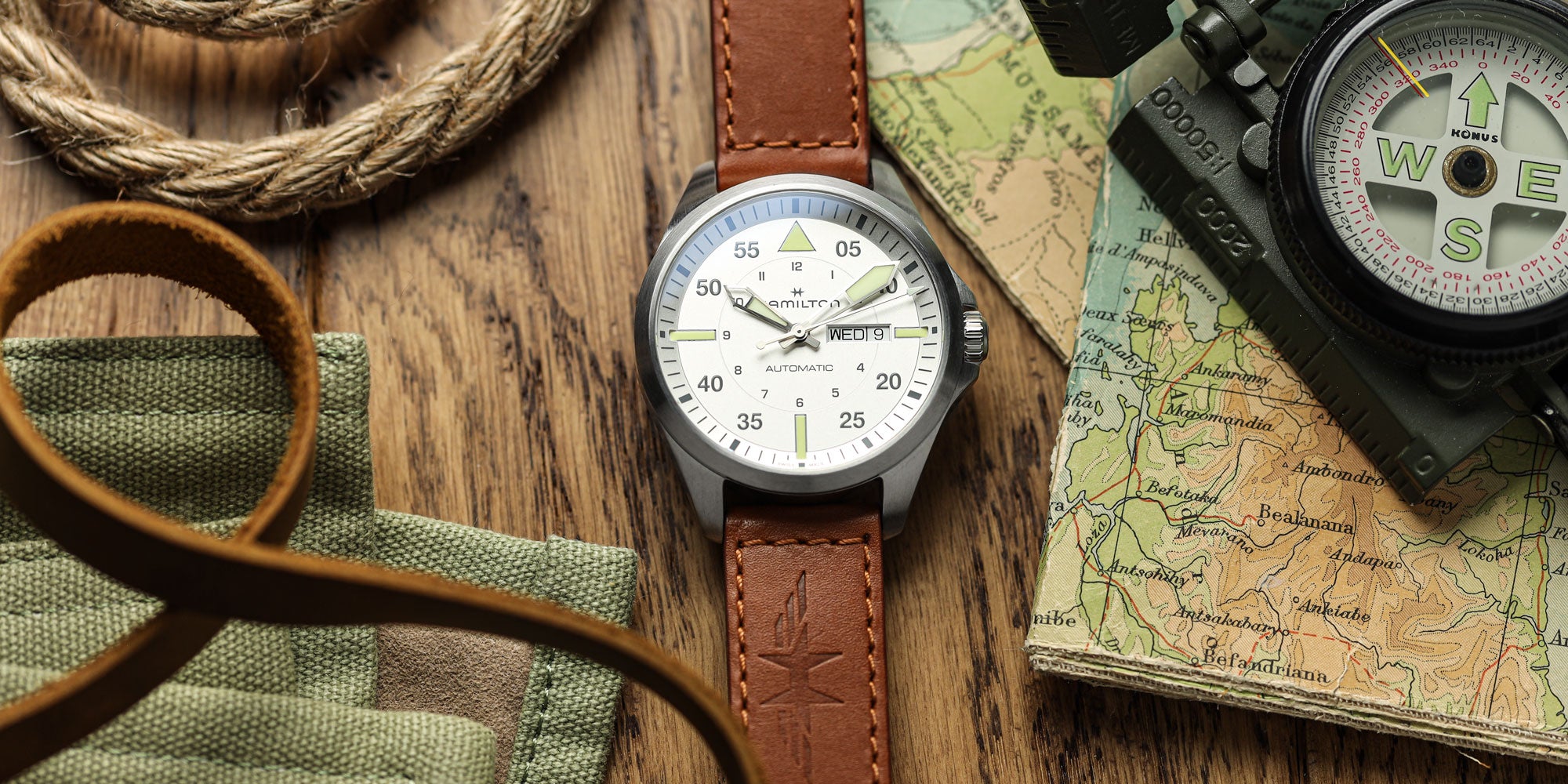 Khaki pilot day date best sale