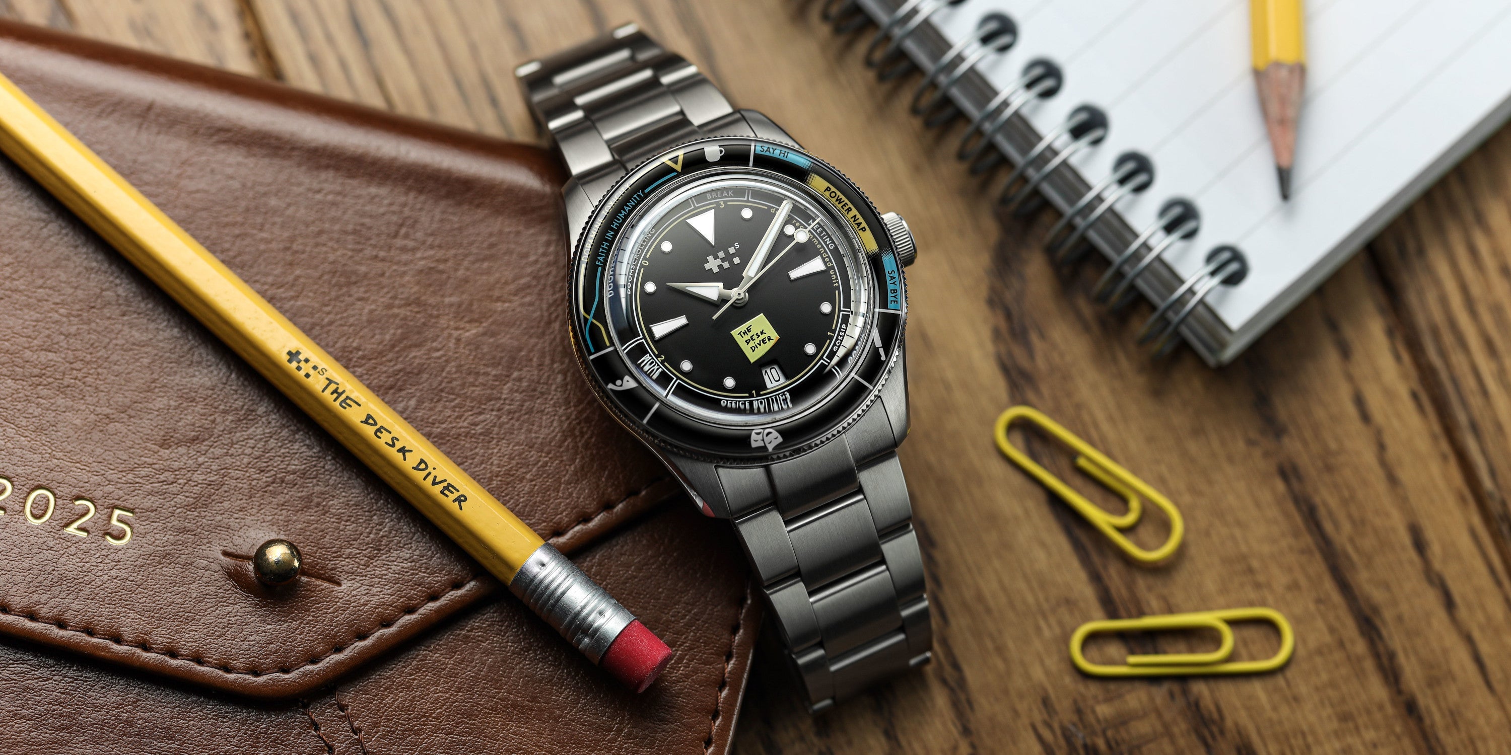 Desk diver watch sale