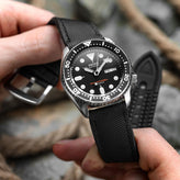 WatchGecko ChronoFKM Rubber Watch Strap - Black on Seiko